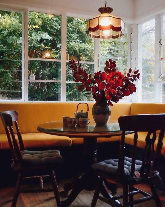 Harrys House Warburton - Peaceful Riverside Cottage In The Perfect Location Exterior foto